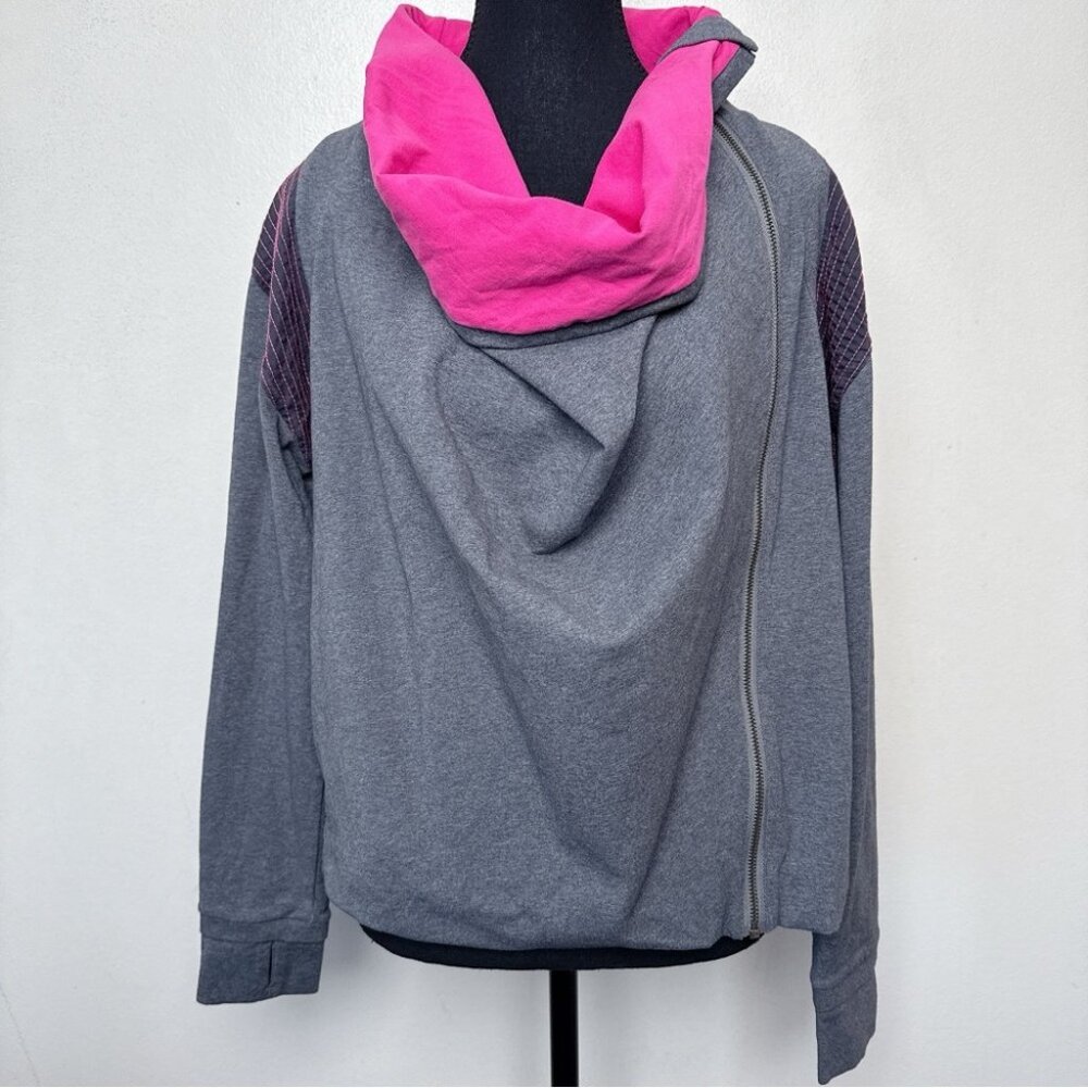 Lululemon Womens 10 Sway Jacket Gray Pink Asymmetric Zipper Cowl Neck